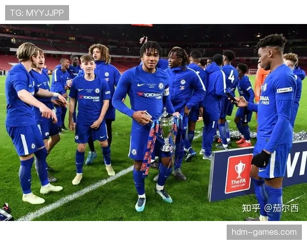 詹姆斯:切尔西防线中坚,稳定发挥助球队重返巅峰 詹姆斯:切尔西防线中坚,稳定发挥助球队重返巅峰