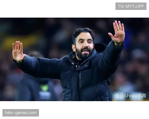 马尔基尼奥斯：三中卫与四后卫体系中的多面手